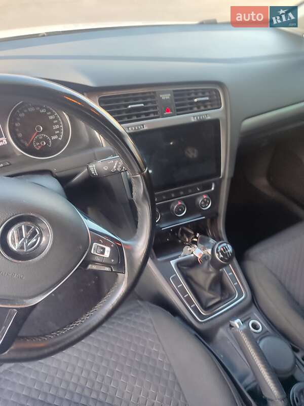 Хетчбек Volkswagen Golf 2018 в Смілі