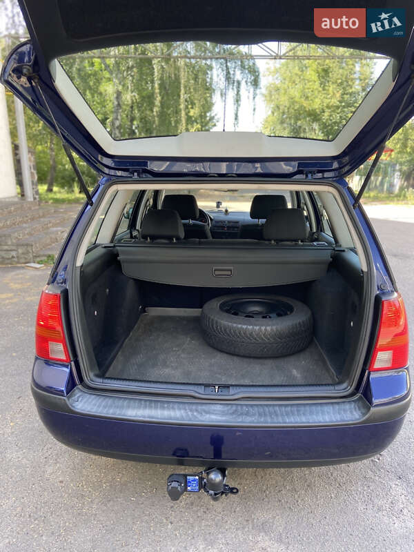 Универсал Volkswagen Golf 2001 в Радивилове