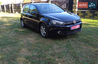 Хэтчбек Volkswagen Golf 2009 в Луцке