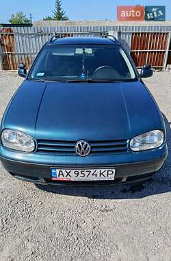 Універсал Volkswagen Golf 2002 в Балаклії