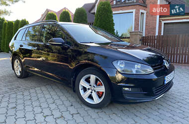 Универсал Volkswagen Golf 2013 в Черновцах