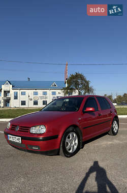 Хэтчбек Volkswagen Golf 2003 в Житомире