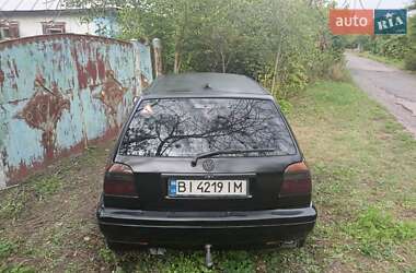Хэтчбек Volkswagen Golf 1997 в Краснокутске