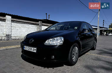 Хэтчбек Volkswagen Golf 2005 в Никополе