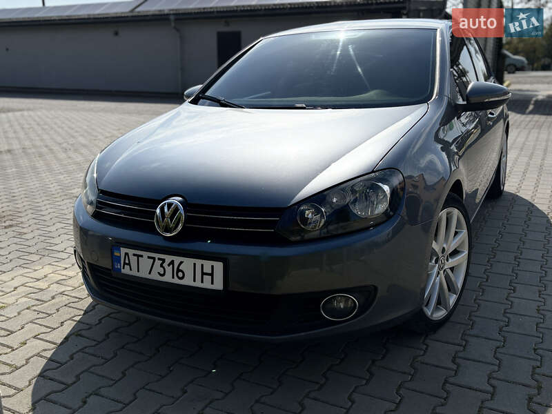 Хетчбек Volkswagen Golf 2008 в Стрию