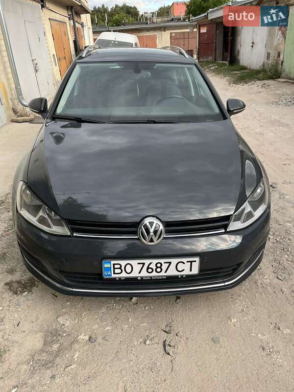 Універсал Volkswagen Golf 2016 в Тернополі