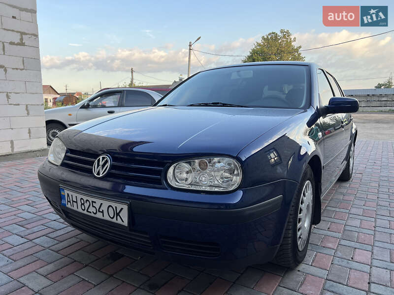 Volkswagen Golf 2000 Volkswagen Golf 2000