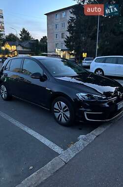Хетчбек Volkswagen Golf 2017 в Вінниці