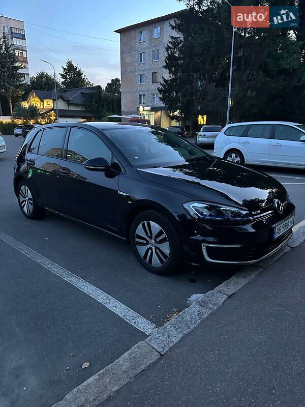 Хетчбек Volkswagen Golf 2017 в Вінниці