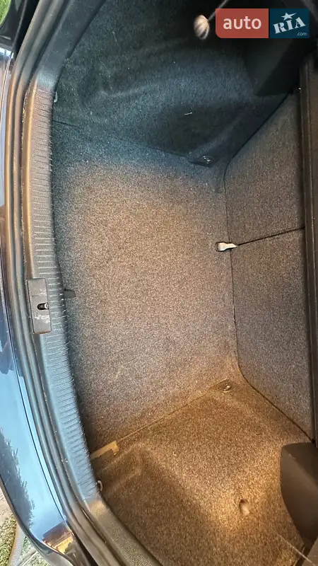 Volkswagen Golf 2008 VIN WVWZZZ1KZ9W086437 фото оголошення 8 з 78