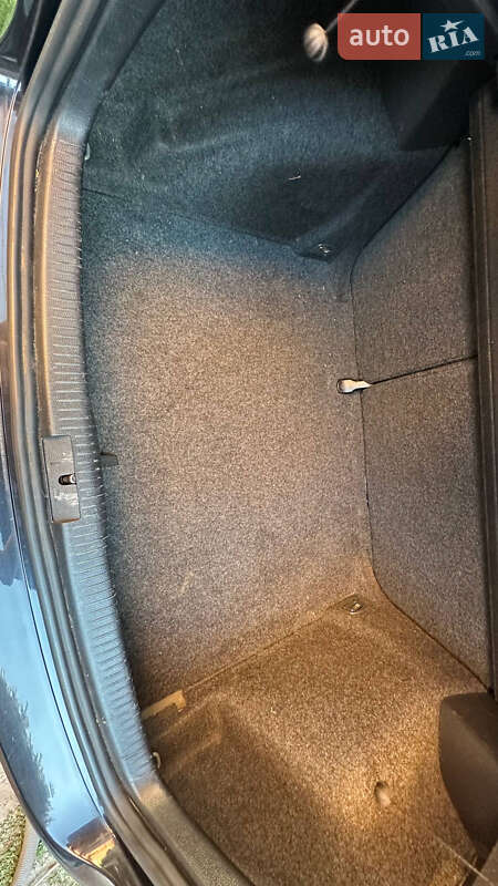 Хетчбек Volkswagen Golf 2008 в Полтаві