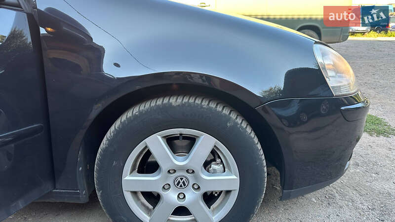 Хетчбек Volkswagen Golf 2008 в Полтаві