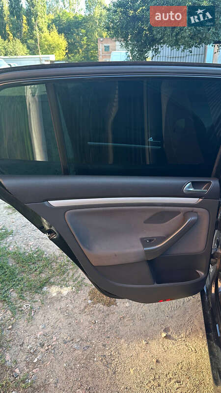 Хетчбек Volkswagen Golf 2008 в Полтаві