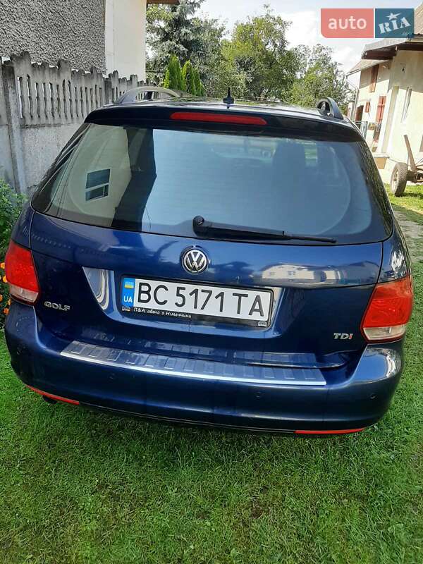 Універсал Volkswagen Golf 2011 в Стрию