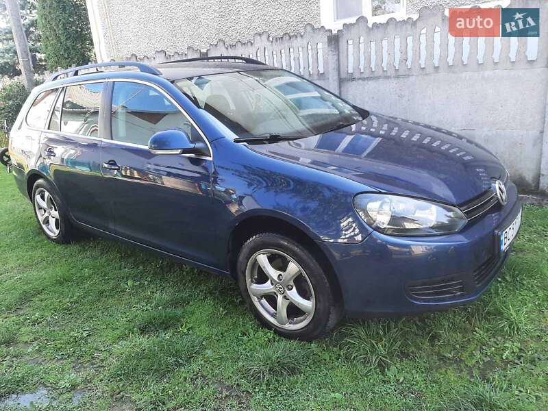 Універсал Volkswagen Golf 2011 в Стрию