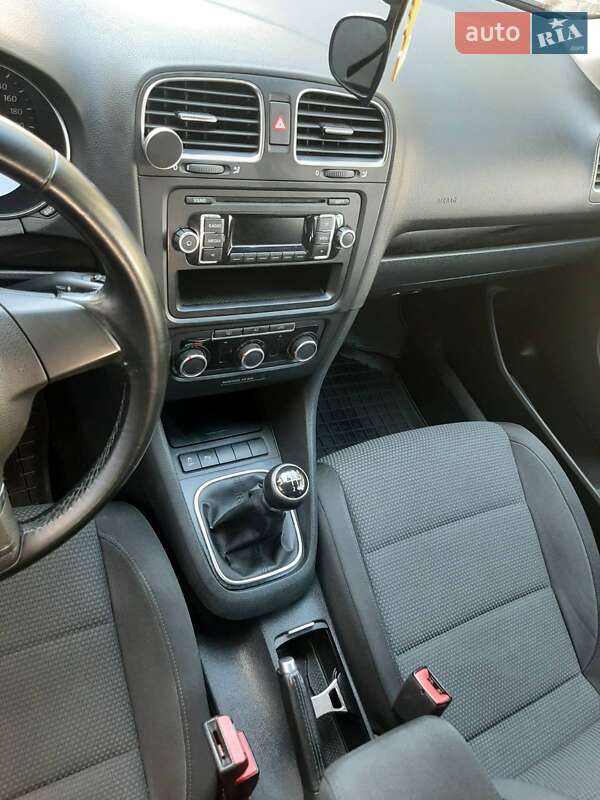 Універсал Volkswagen Golf 2011 в Стрию