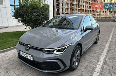 Хэтчбек Volkswagen Golf 2021 в Киеве