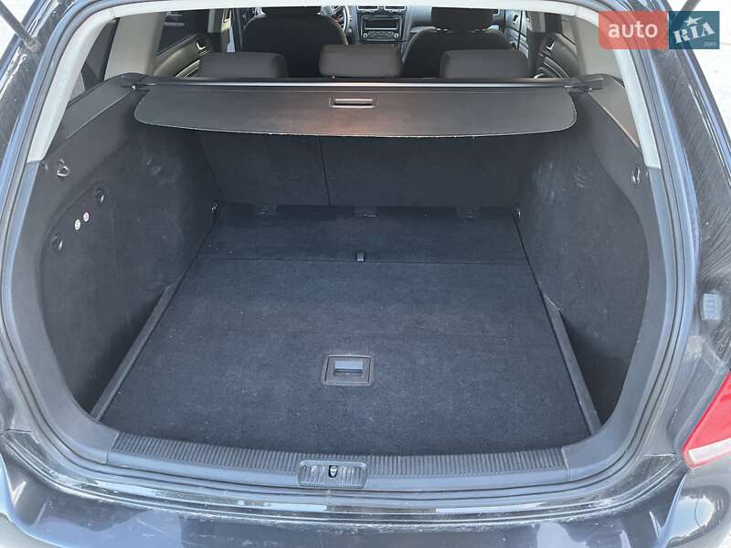 Універсал Volkswagen Golf 2011 в Каневі