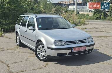 Универсал Volkswagen Golf 2002 в Полтаве