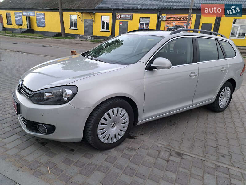 Универсал Volkswagen Golf 2010 в Балте