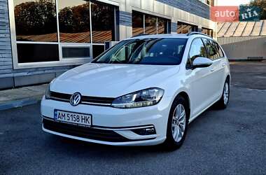 Універсал Volkswagen Golf 2018 в Житомирі