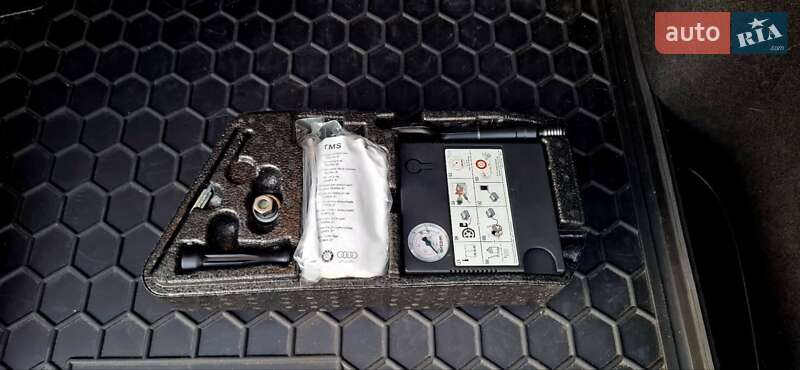 Універсал Volkswagen Golf 2018 в Києві