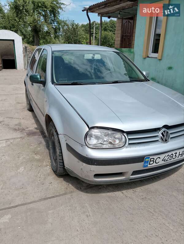 Volkswagen Golf 2000