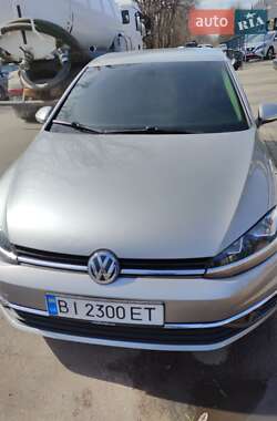 Хэтчбек Volkswagen Golf 2019 в Полтаве
