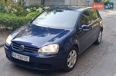 Хетчбек Volkswagen Golf 2004 в Харкові
