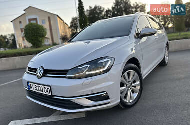 Універсал Volkswagen Golf 2017 в Києві