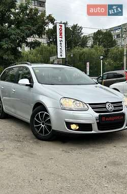 Универсал Volkswagen Golf 2008 в Сумах