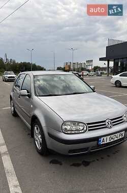 Хетчбек Volkswagen Golf 2002 в Ірпені