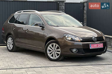 Універсал Volkswagen Golf 2012 в Рівному