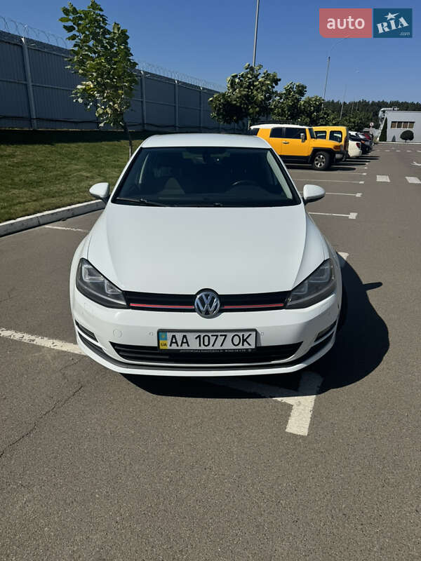 Volkswagen Golf 2014