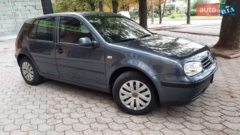 Хетчбек Volkswagen Golf 2000 в Харкові