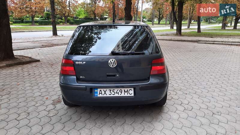 Хетчбек Volkswagen Golf 2000 в Харкові