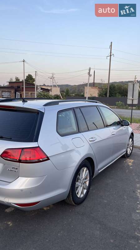 Универсал Volkswagen Golf 2016 в Иршаве