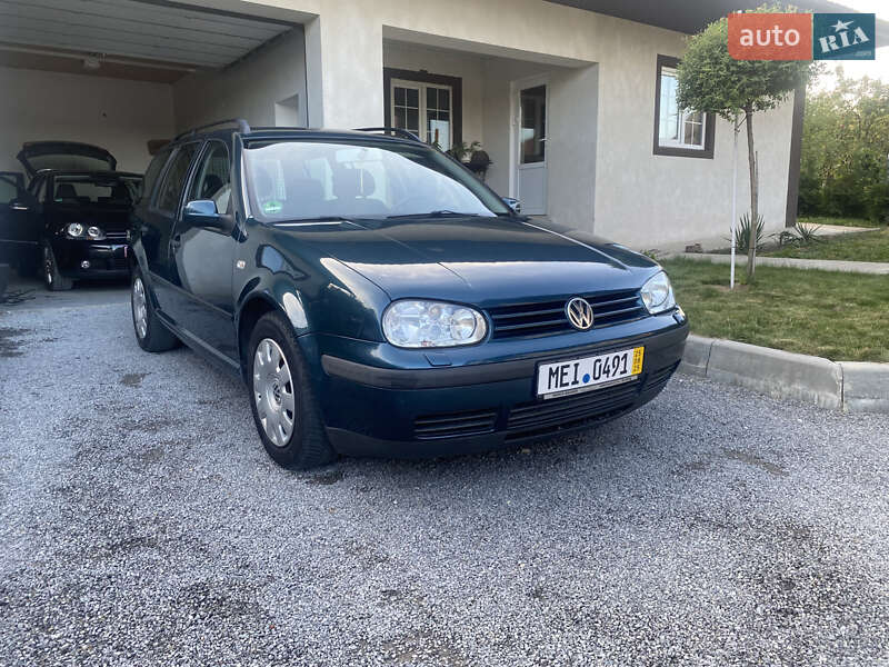 Універсал Volkswagen Golf 2002 в Бучачі