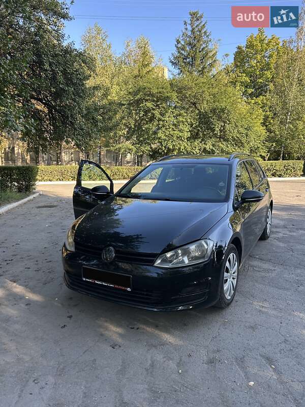 Універсал Volkswagen Golf 2015 в Дніпрі
