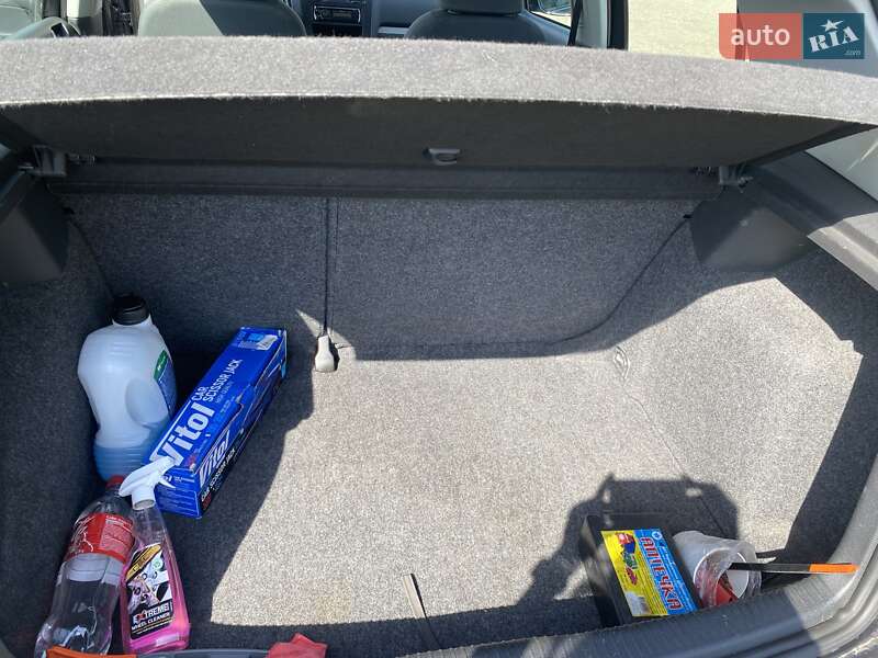 Хетчбек Volkswagen Golf 2007 в Полтаві