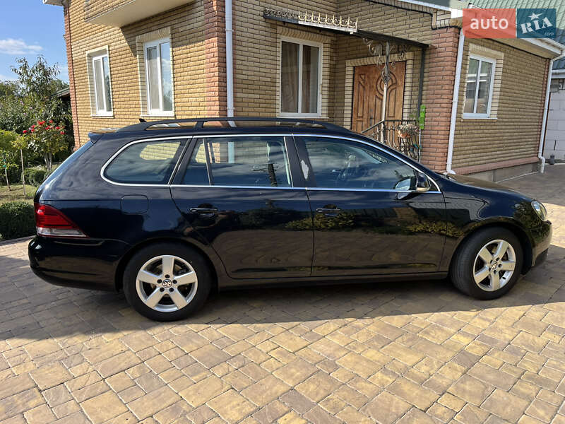 Универсал Volkswagen Golf 2011 в Корсуне-Шевченковском фото 5 Универсал Volkswagen Golf 2011 в Корсуне-Шевченковском