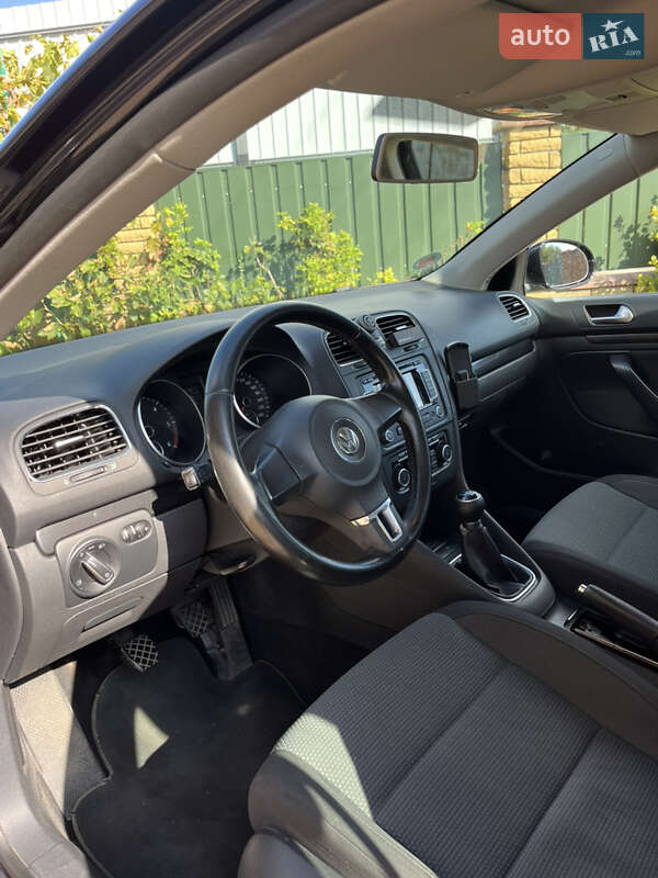 Универсал Volkswagen Golf 2011 в Корсуне-Шевченковском фото 14 Универсал Volkswagen Golf 2011 в Корсуне-Шевченковском