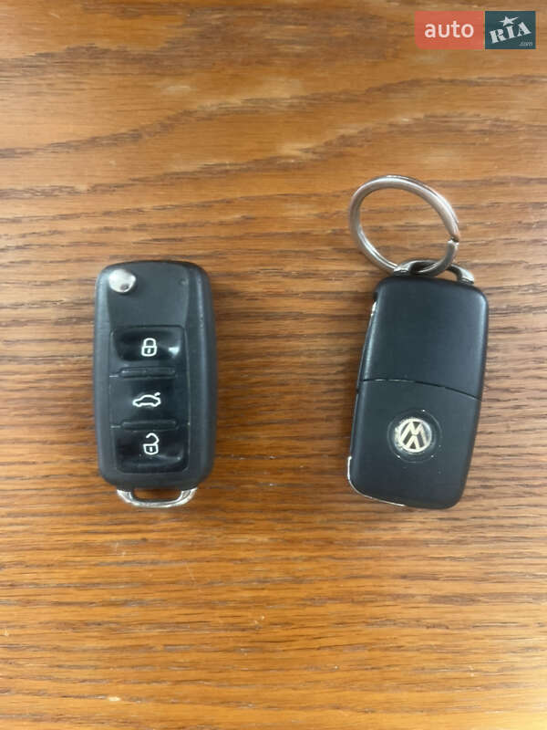 Универсал Volkswagen Golf 2011 в Корсуне-Шевченковском фото 37 Универсал Volkswagen Golf 2011 в Корсуне-Шевченковском
