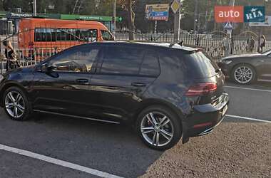 Хетчбек Volkswagen Golf 2017 в Кривому Розі