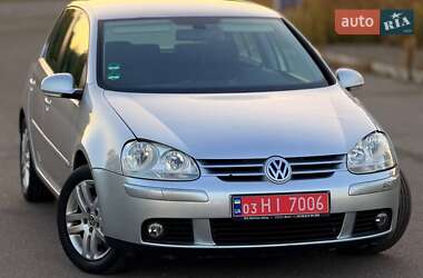 Хэтчбек Volkswagen Golf 2006 в Мене