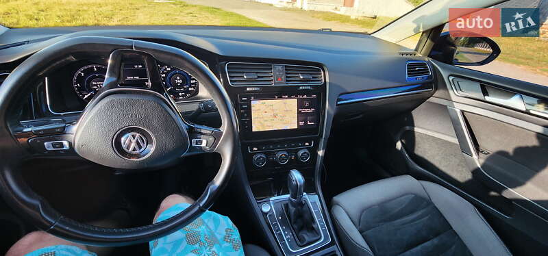 Універсал Volkswagen Golf 2018 в Ніжині