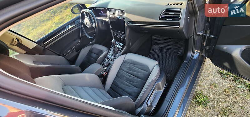 Універсал Volkswagen Golf 2018 в Ніжині