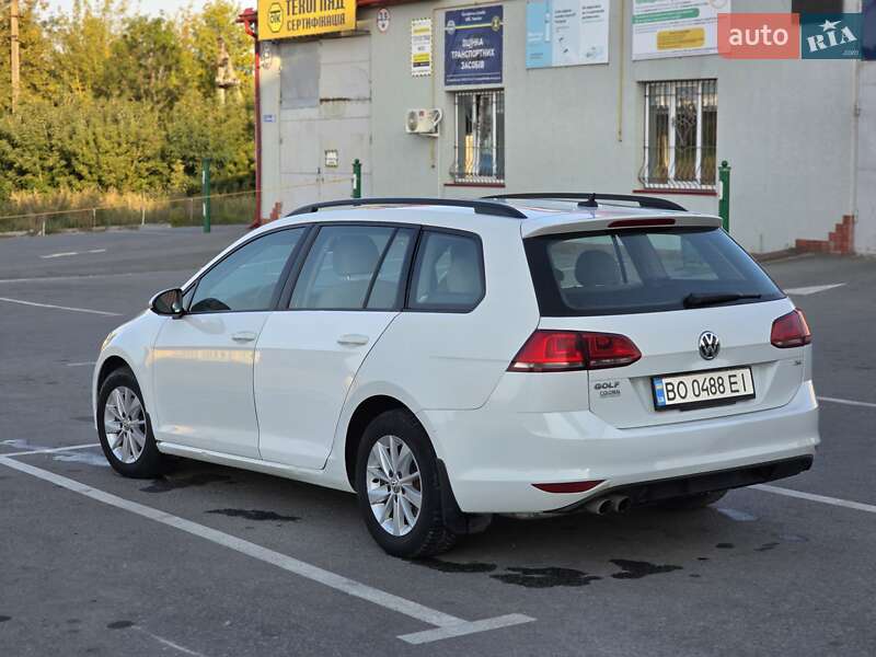 Універсал Volkswagen Golf 2015 в Тернополі