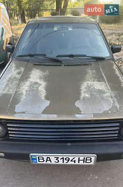 Хэтчбек Volkswagen Golf 1986 в Кропивницком