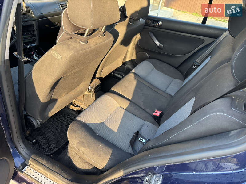 Хэтчбек Volkswagen Golf 2003 в Ахтырке фото 7 Хэтчбек Volkswagen Golf 2003 в Ахтырке